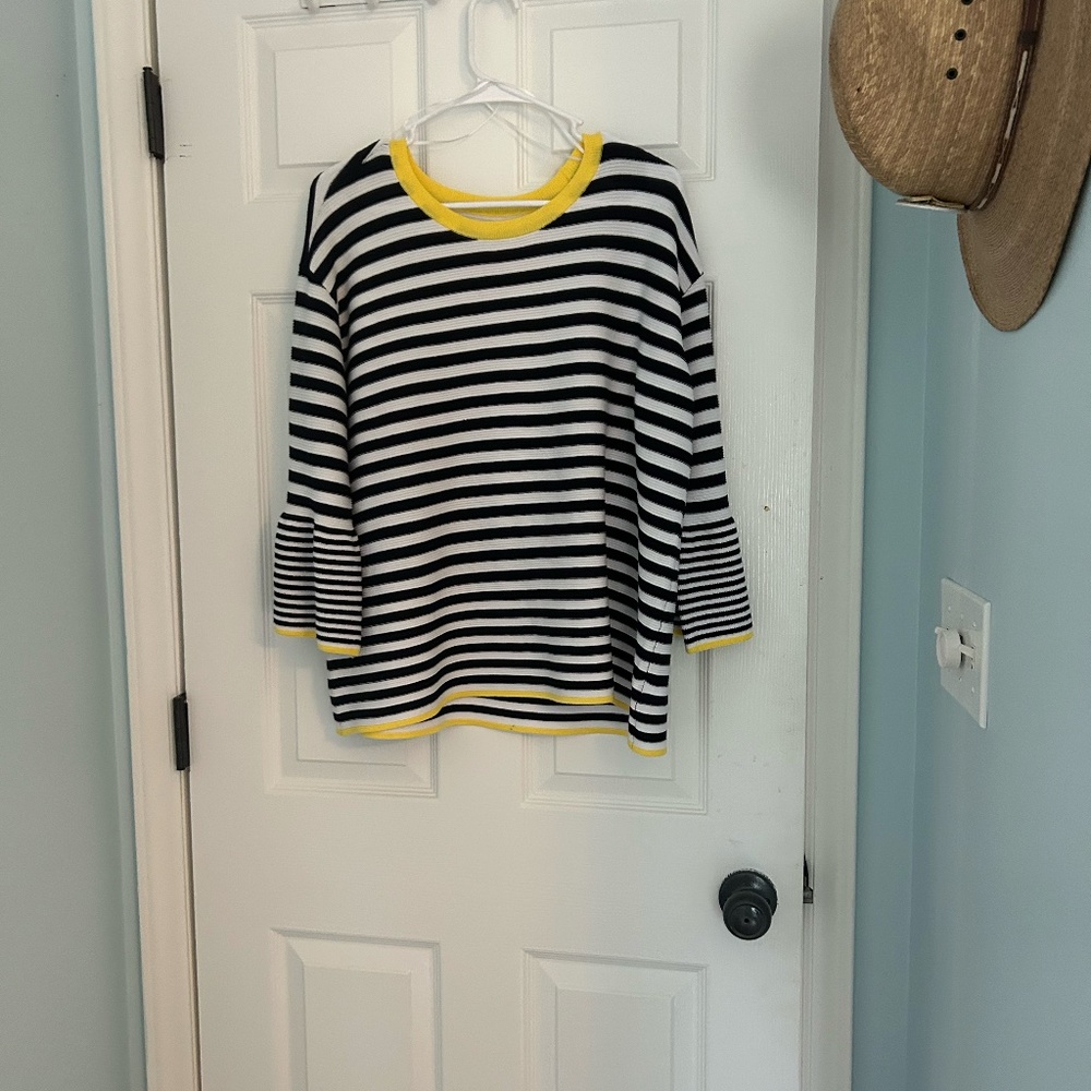 Kim Rogers Curvy Knit Striped Ladies top  Navy White Yellow XL Bell Sleeves NWOT